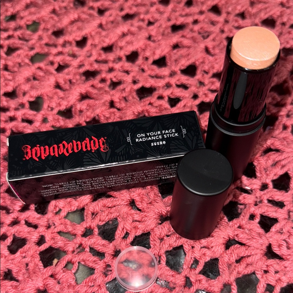 Reina Rebede - On Your Face Radiance Stick